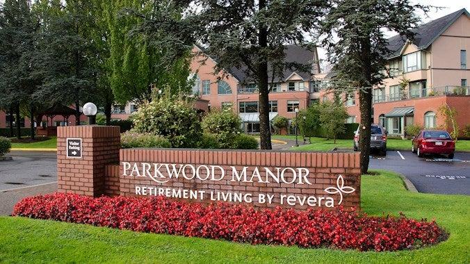 Parkwood Manor