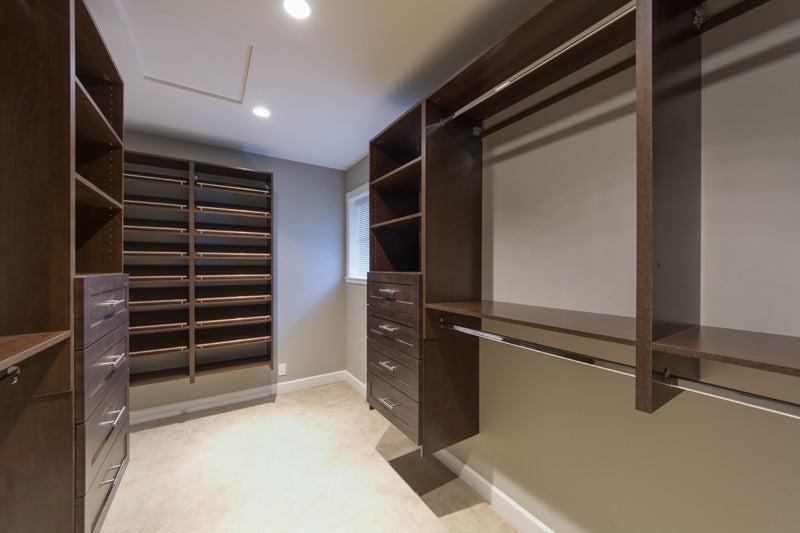 Save on Closets Organizers