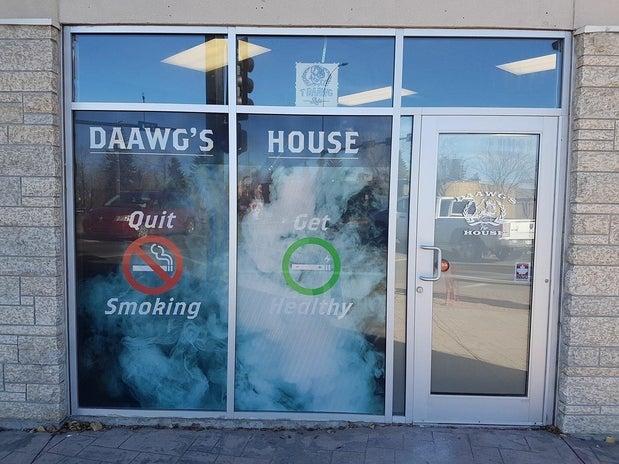 Daawgs Vape House