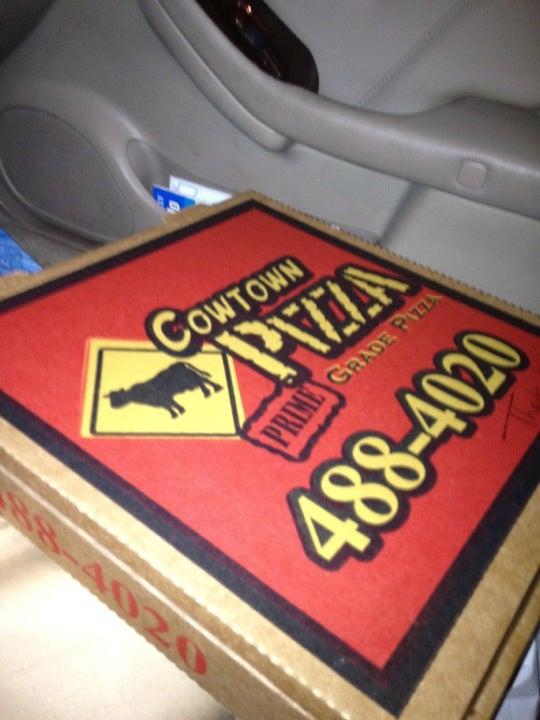 Cowtown Pizza