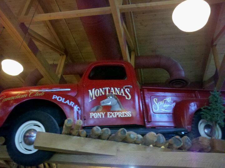 Montana’s BBQ & Bar