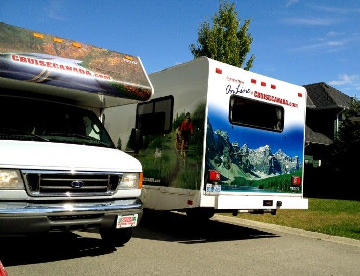 Cruise Canada Motorhome Rental