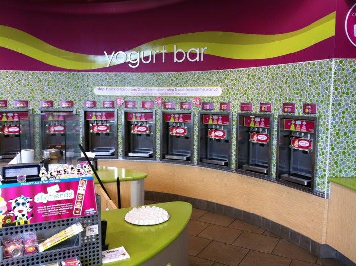 Menchies Frozen Yogurt