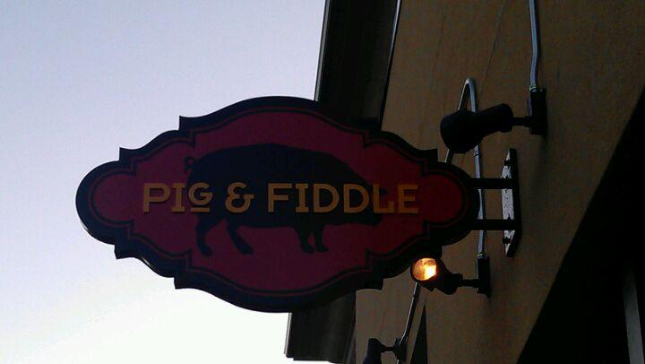 Pig & Fiddle