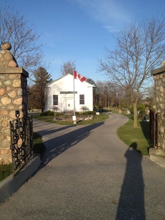 Erskine Cemetery