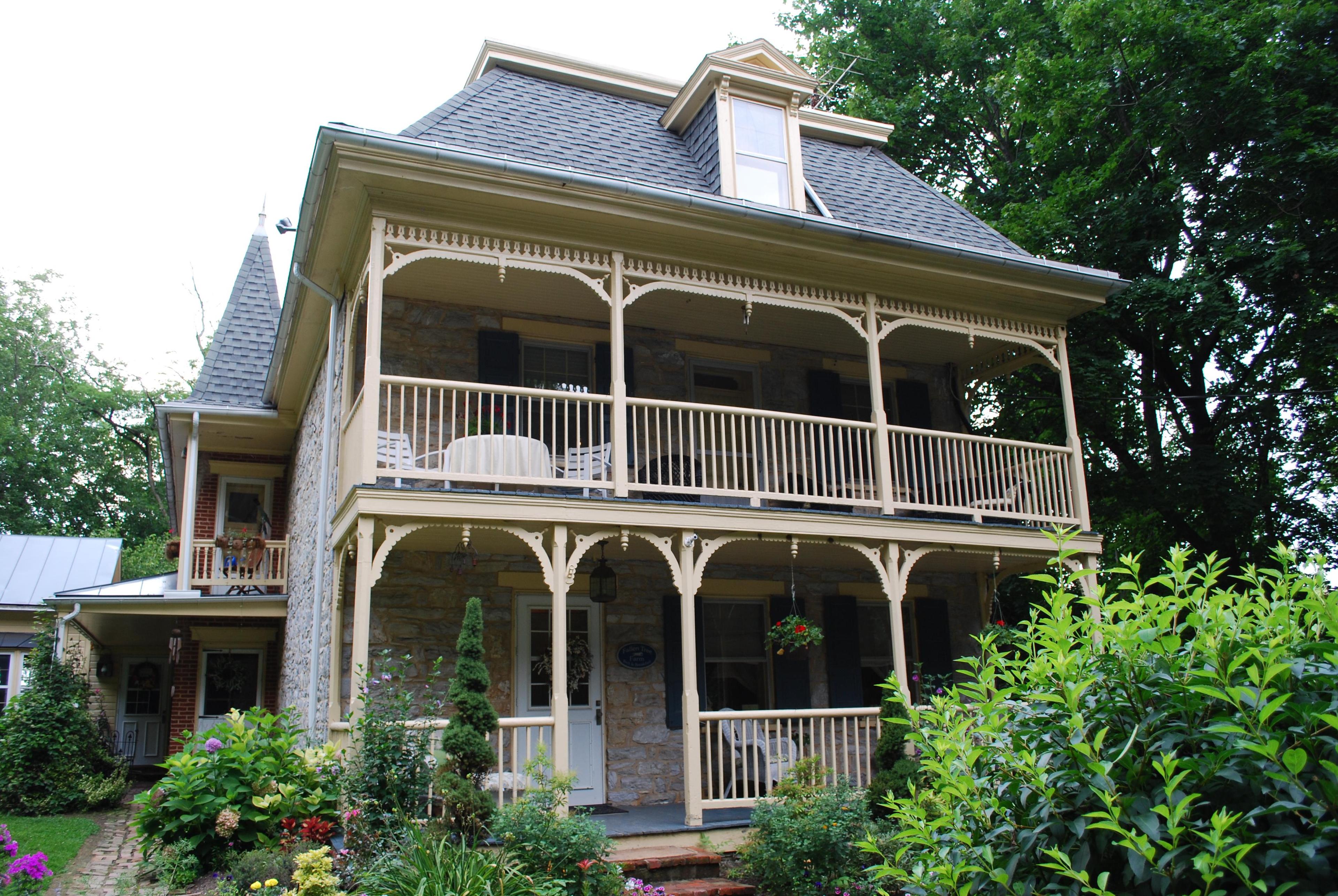 Fallen Tree Farm Bed and Breakfast