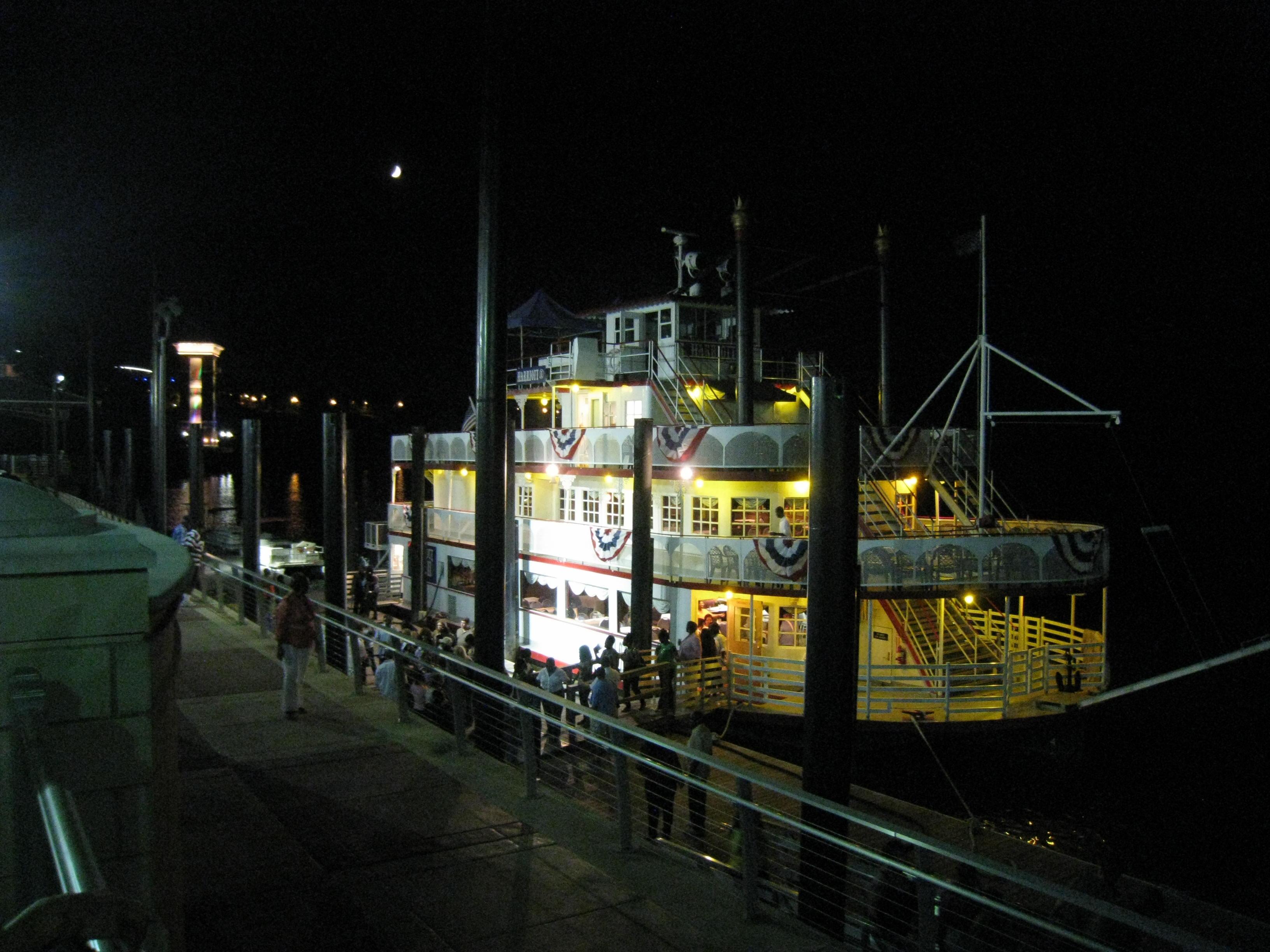 Harriot II Riverboat