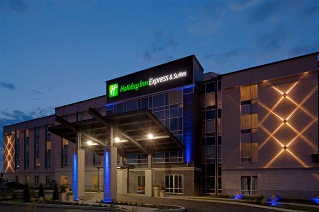 Holiday Inn Express & Suites Saint - Hyacinthe, an IHG Hotel