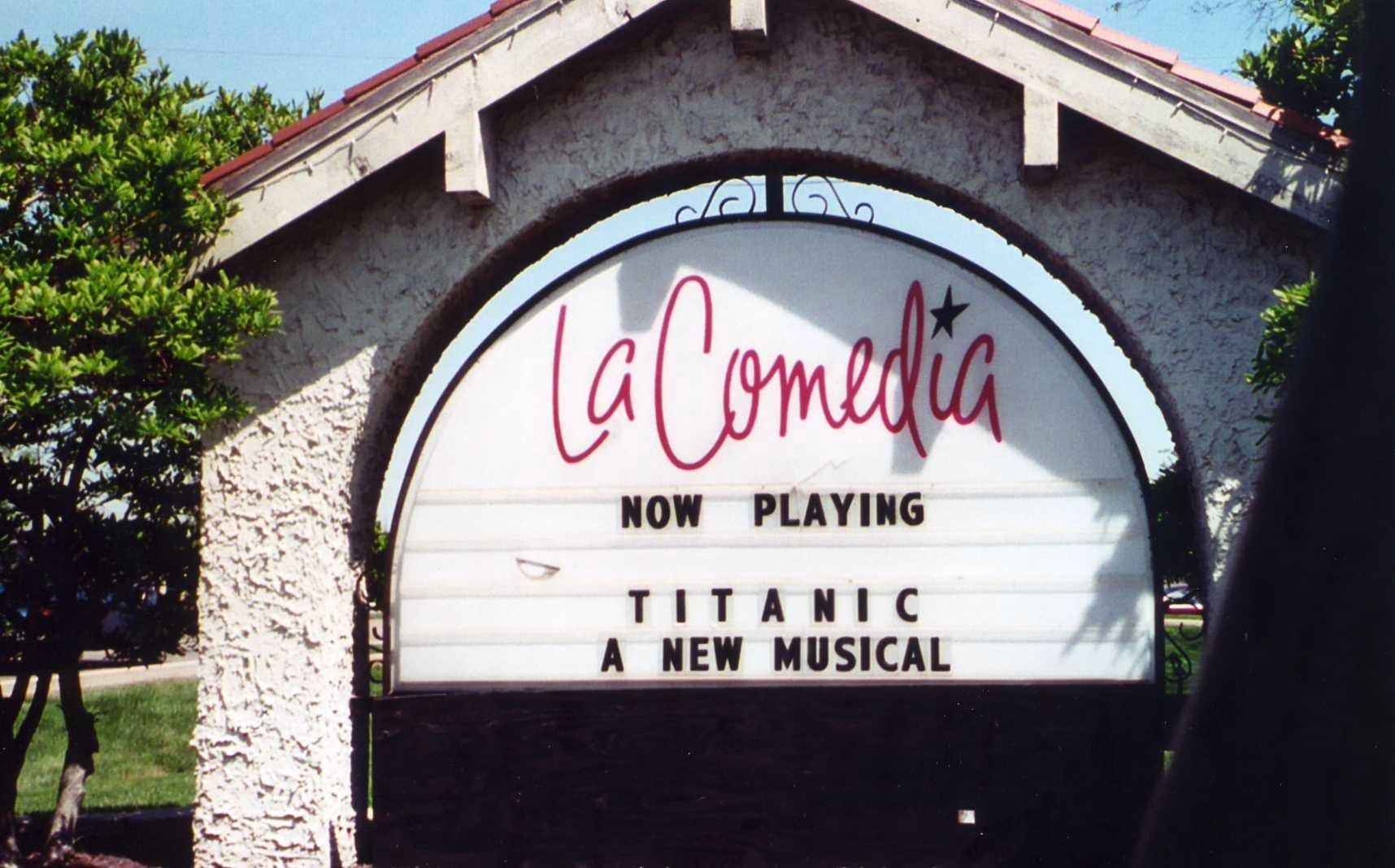 La Comedia Dinner Theatre