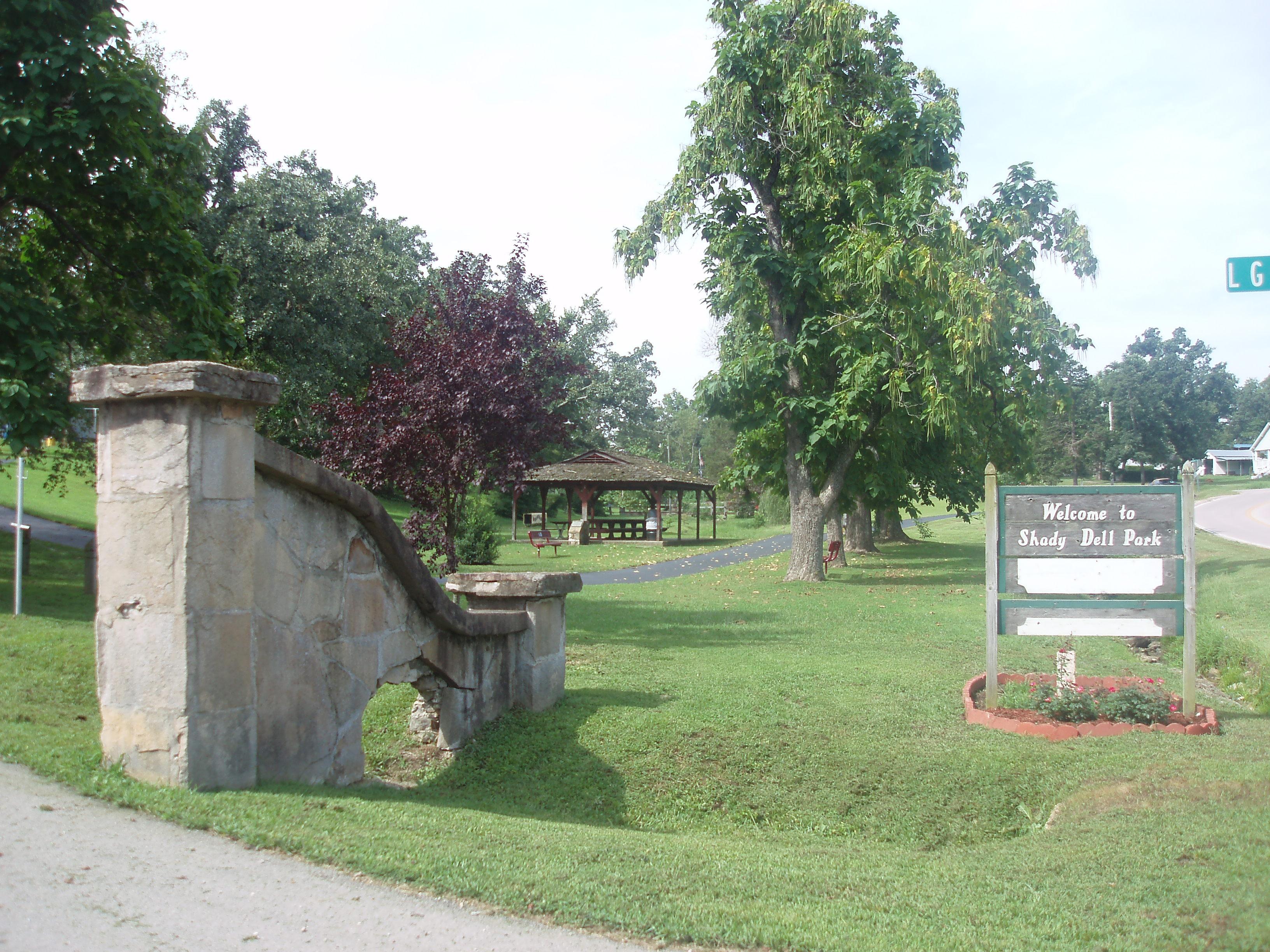 Shady Dell Park and Swimming Pool