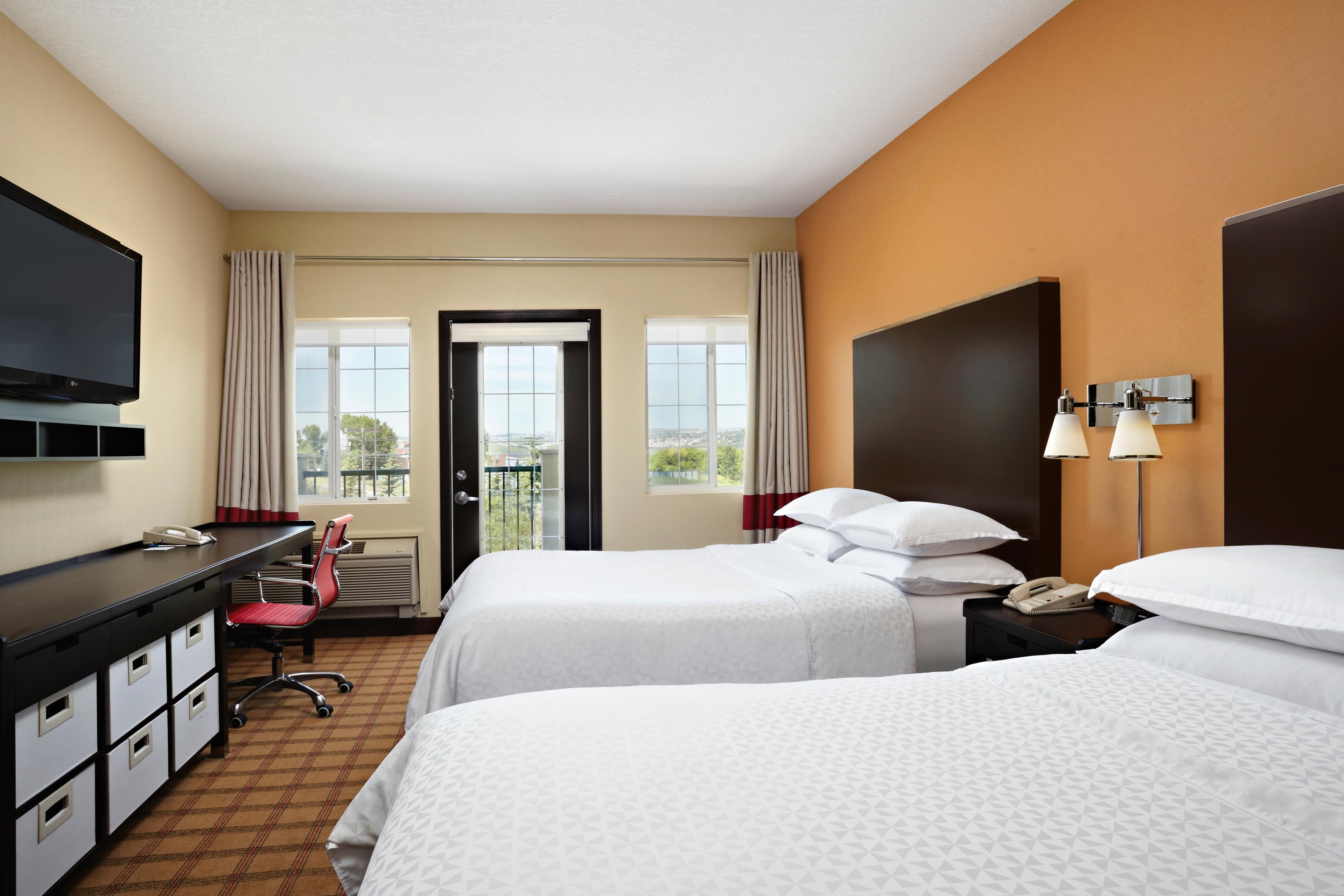 Four Points by Sheraton Hotel & Suites Calgary West