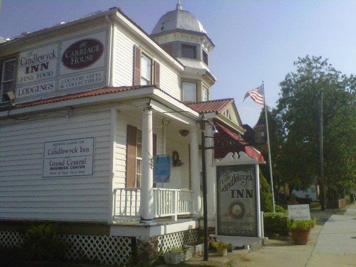 Candlewyck Inn