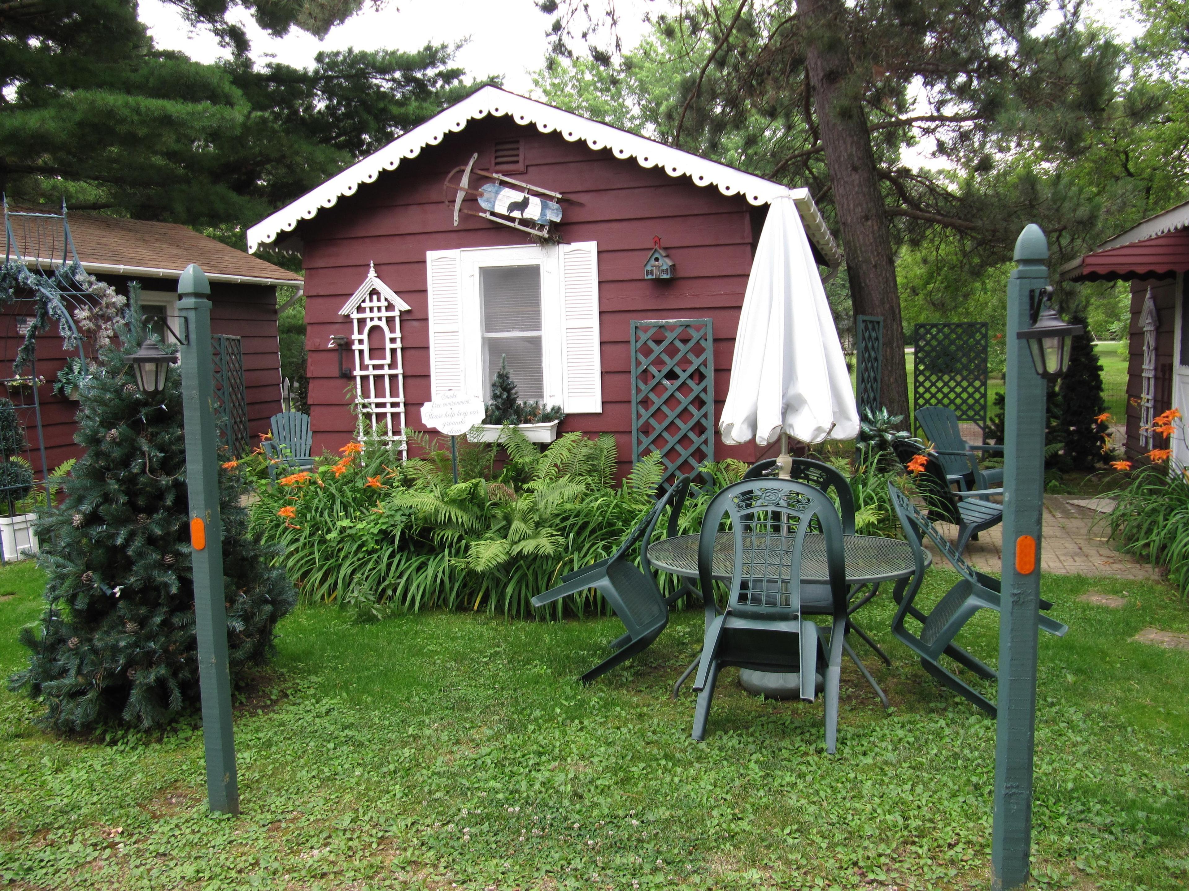 Wildflower Cottages of Pequot Lakes