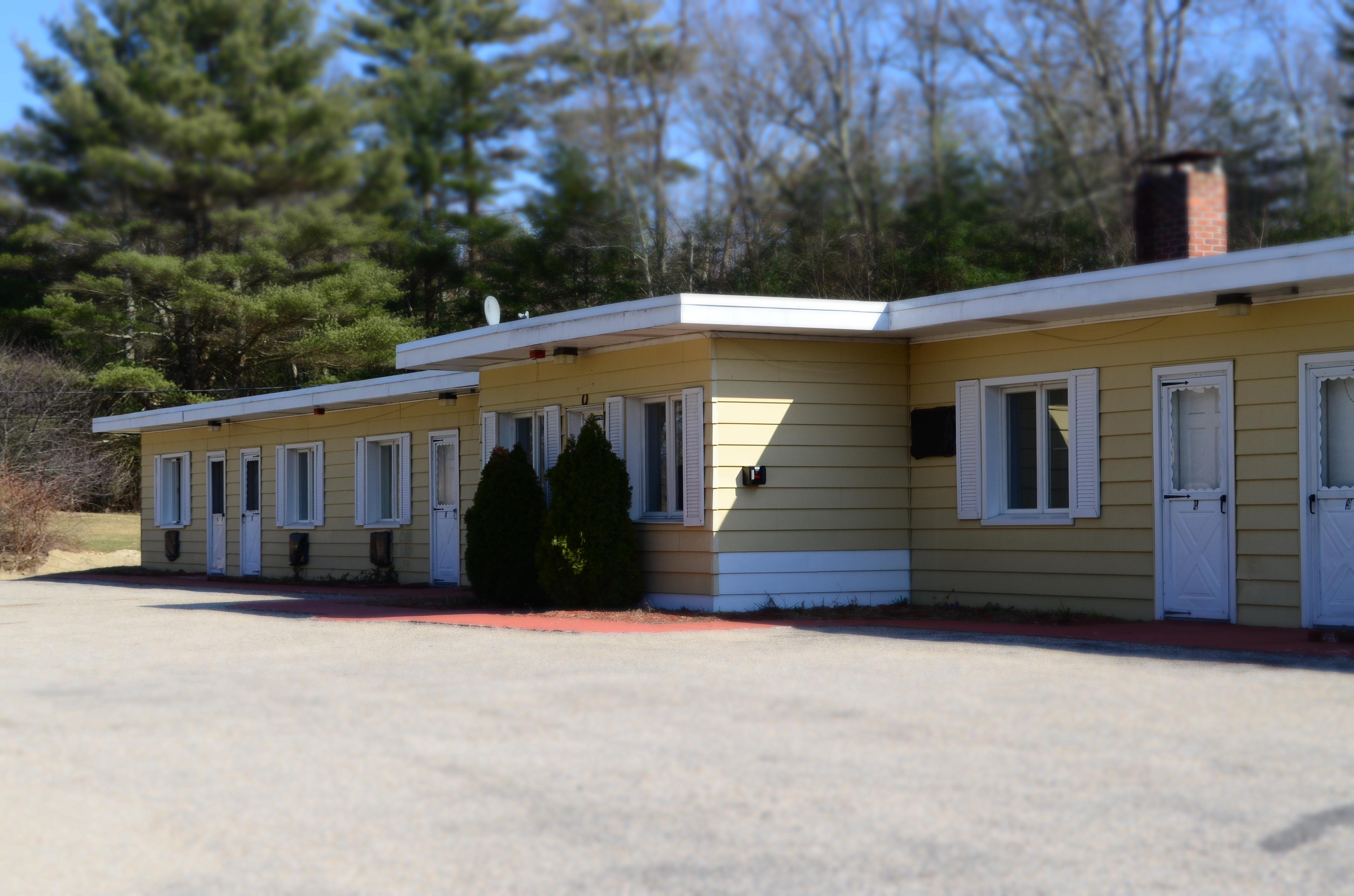 Glocester Motor Inn