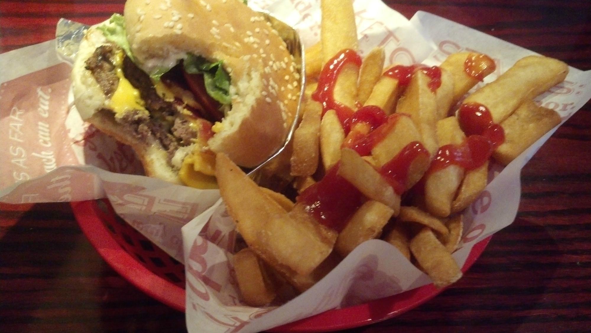 Red Robin Gourmet Burgers and Brews