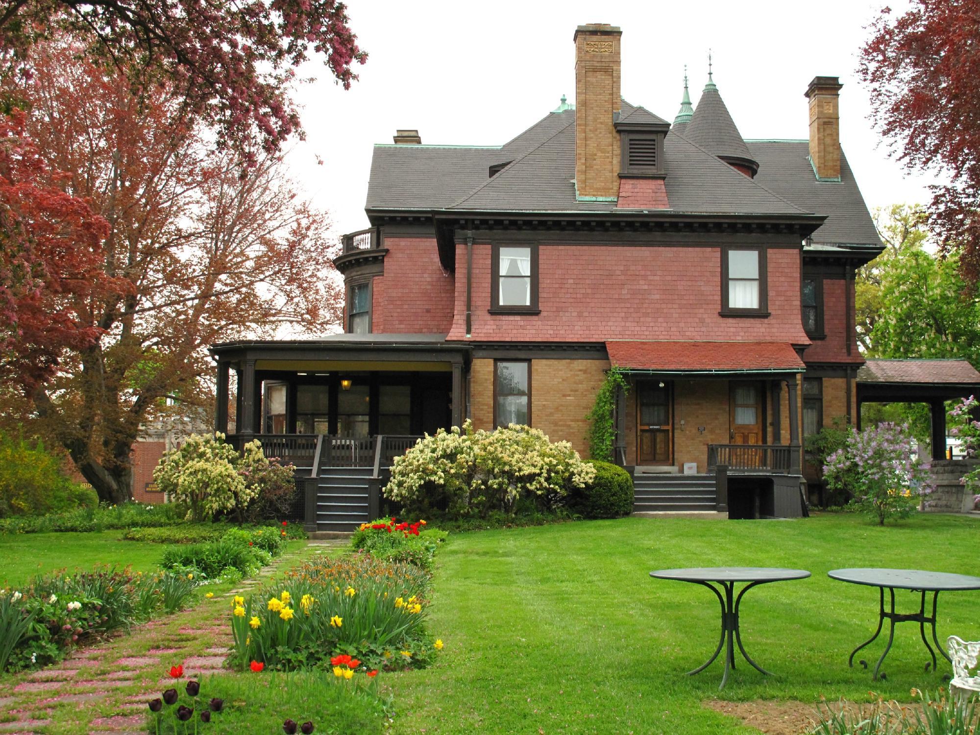 Hotchkiss-Fyler House Museum