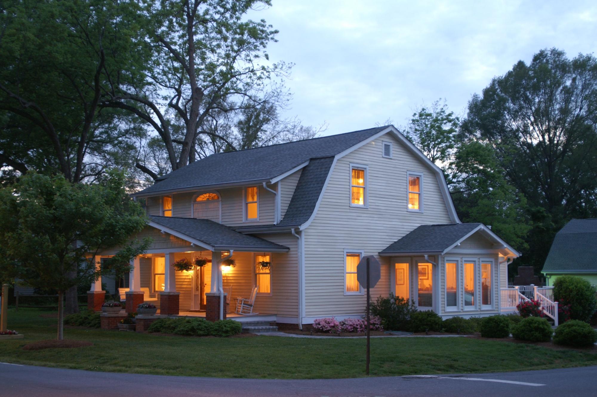 Lemmond House Bed and Breakfast