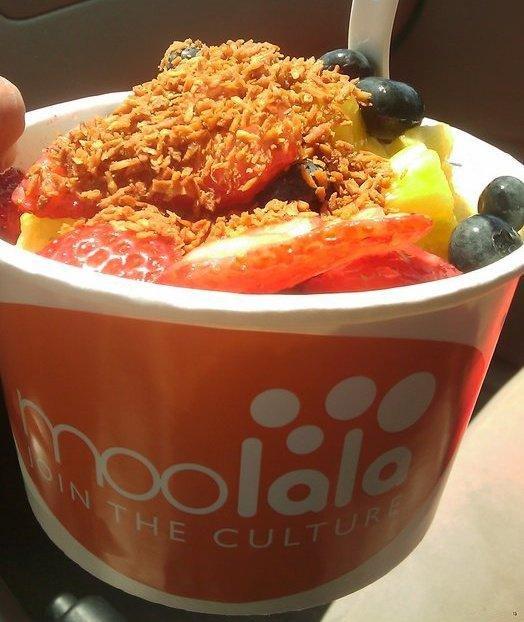 Moolala Frozen Yogurt