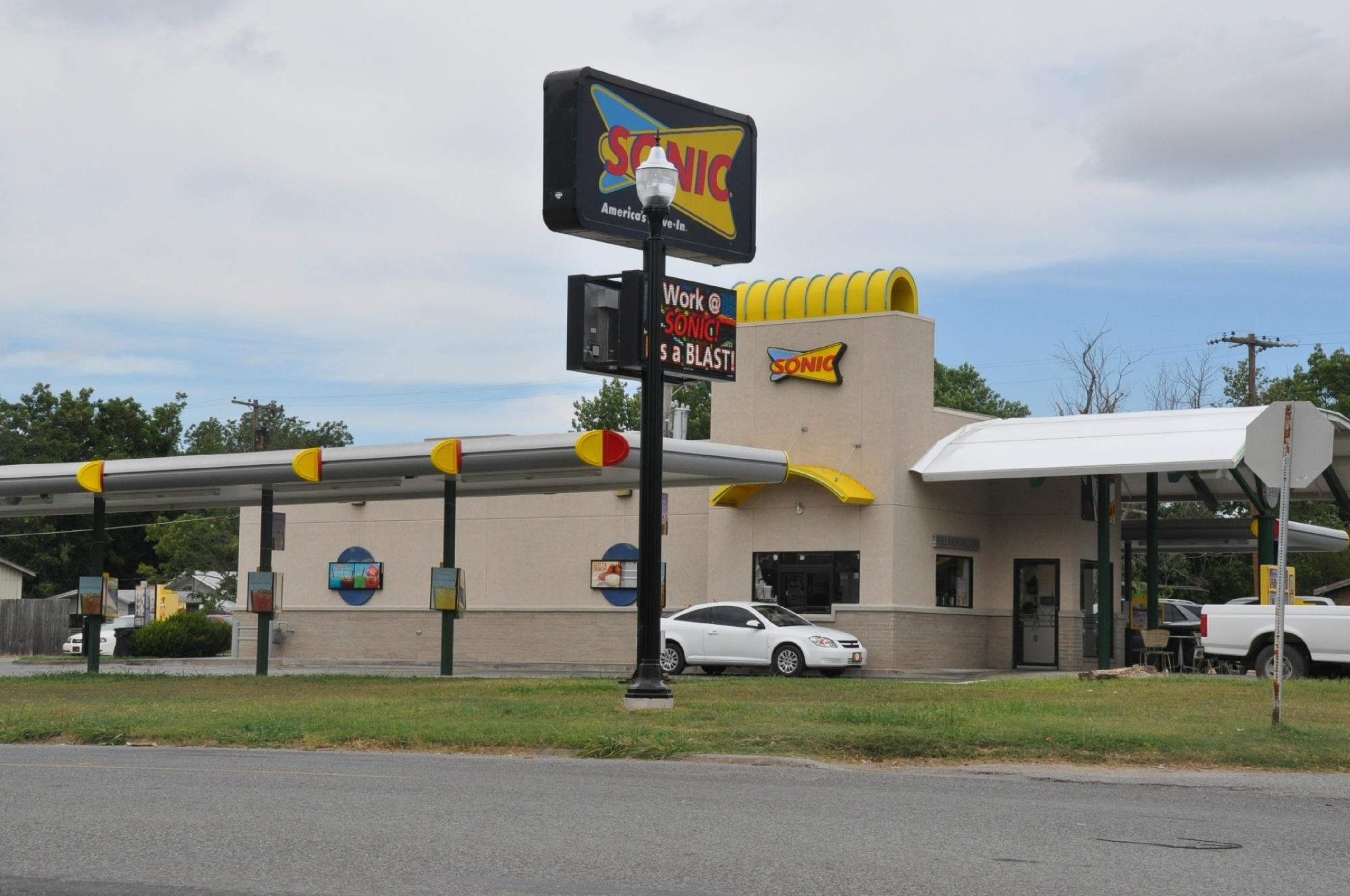 SONIC Drive-in