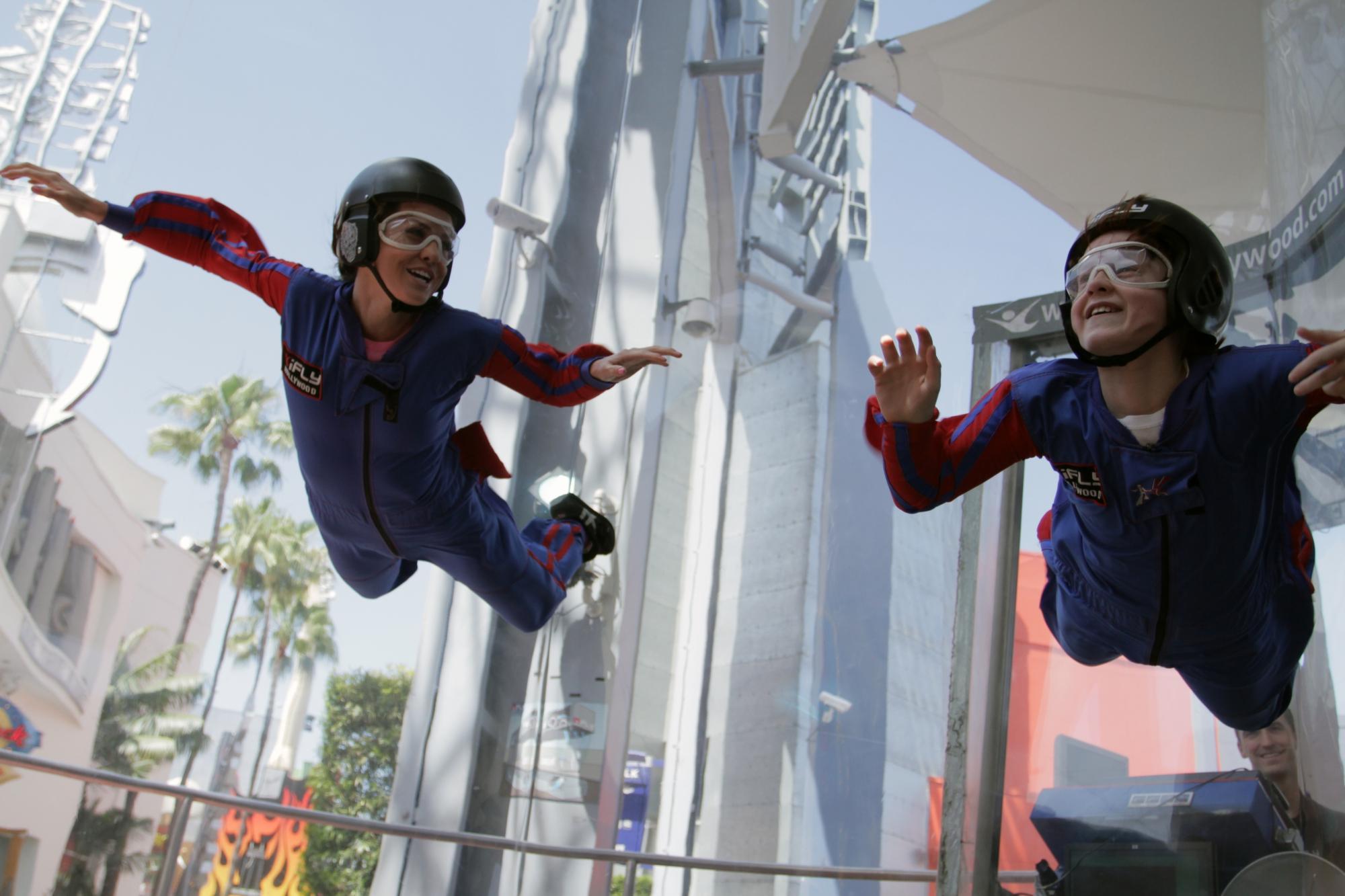 iFLY Indoor Skydiving - Hollywood