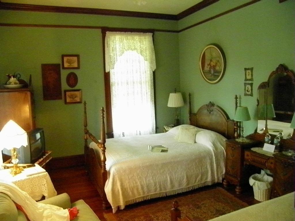 1001 Nights Historic Bed And Breakfast Adults Only