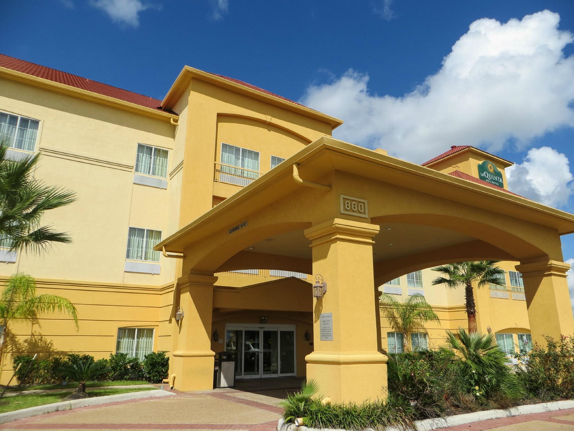 La Quinta Inn & Suites by Wyndham Alvin