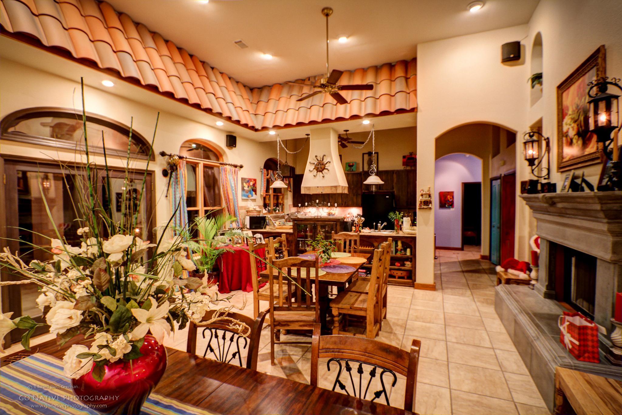 La Hacienda Bed & Breakfast