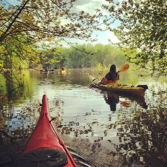 Broken Paddle Guiding Company