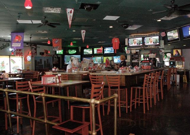 Duke's Sports Bar and Grill