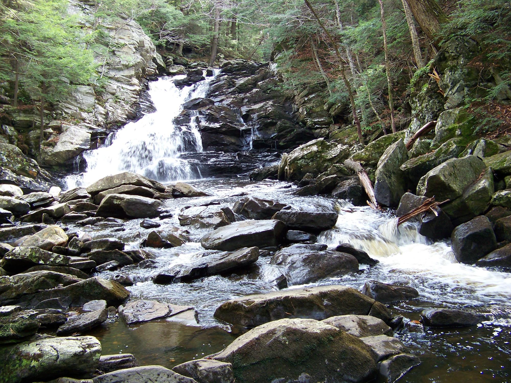 Wahconah Falls State Park