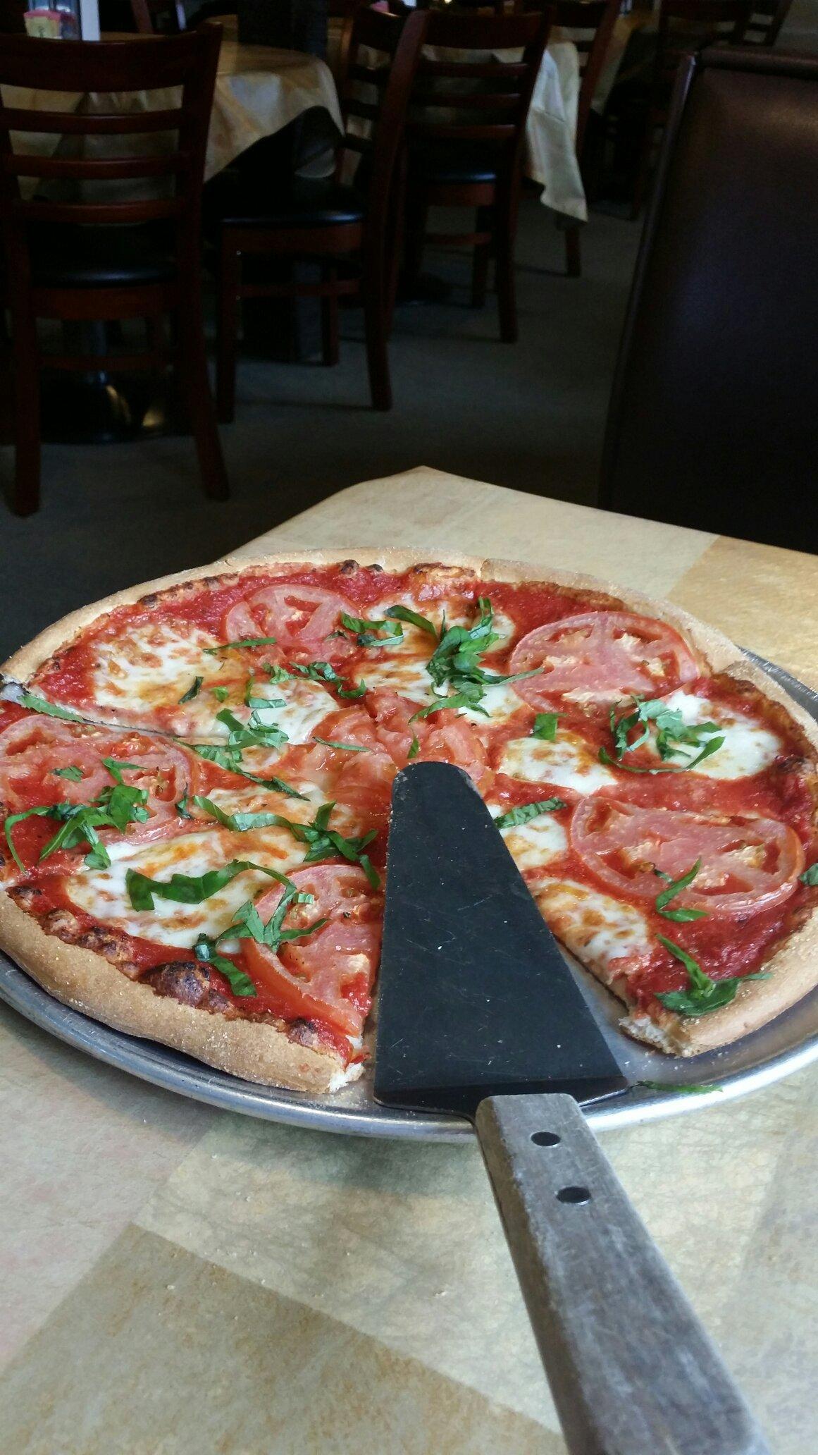 Primavera Pizzeria & Grill