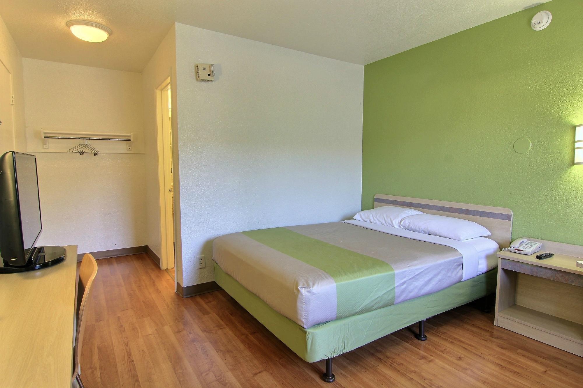 Motel 6 Austin South - Airport