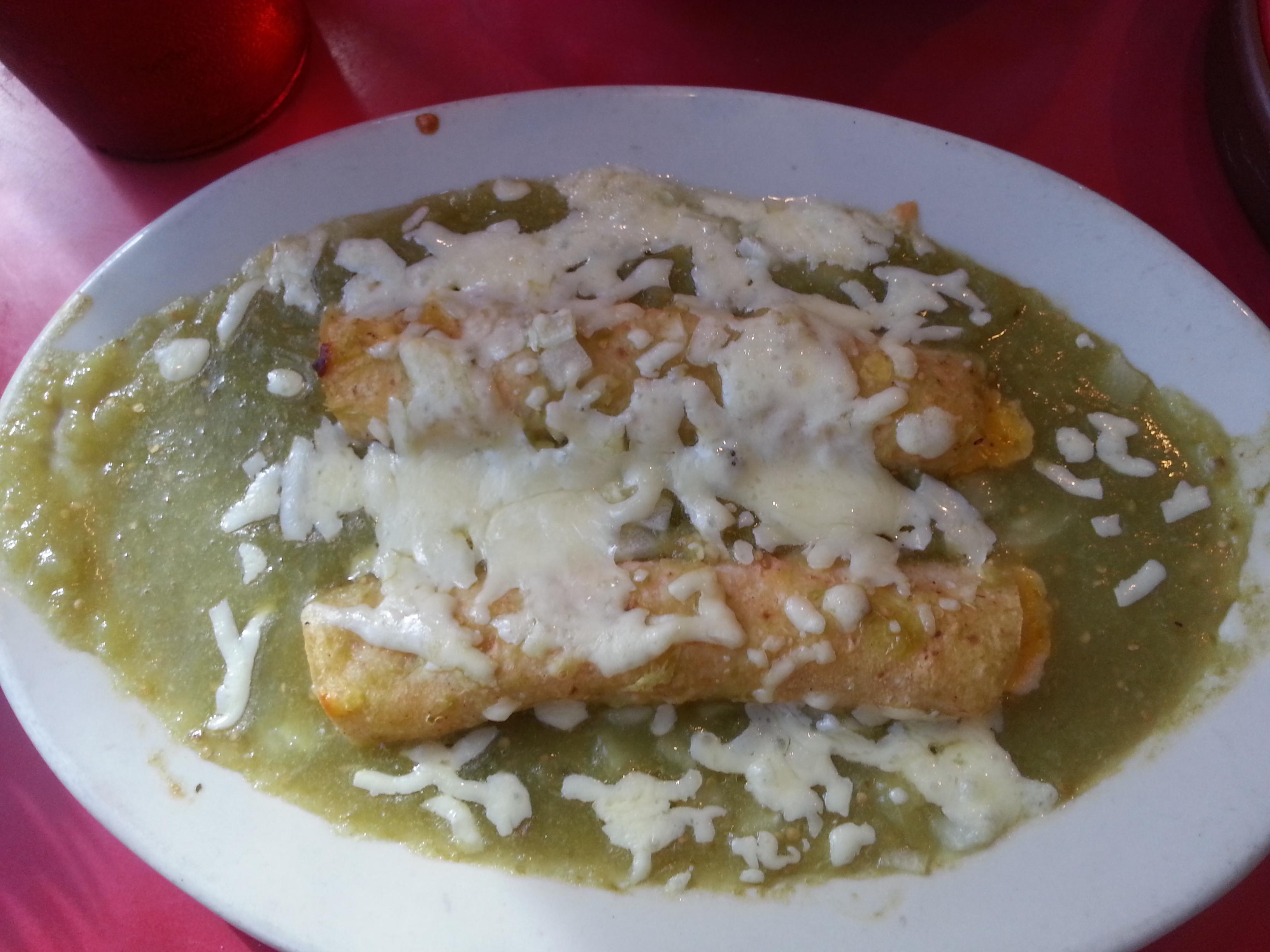 Enchiladas Y Mas