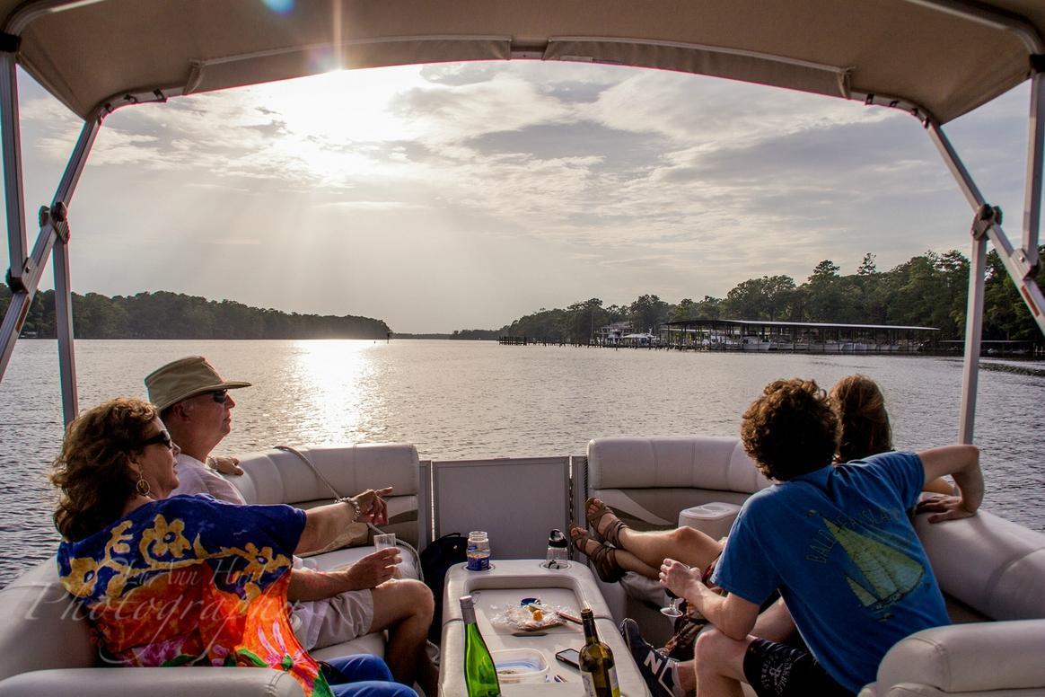 Cruise The Neuse Boat Tours