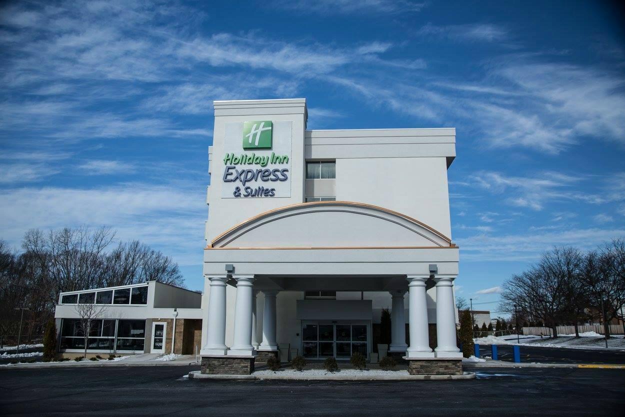 Holiday Inn Express & Suites Milford, an IHG Hotel