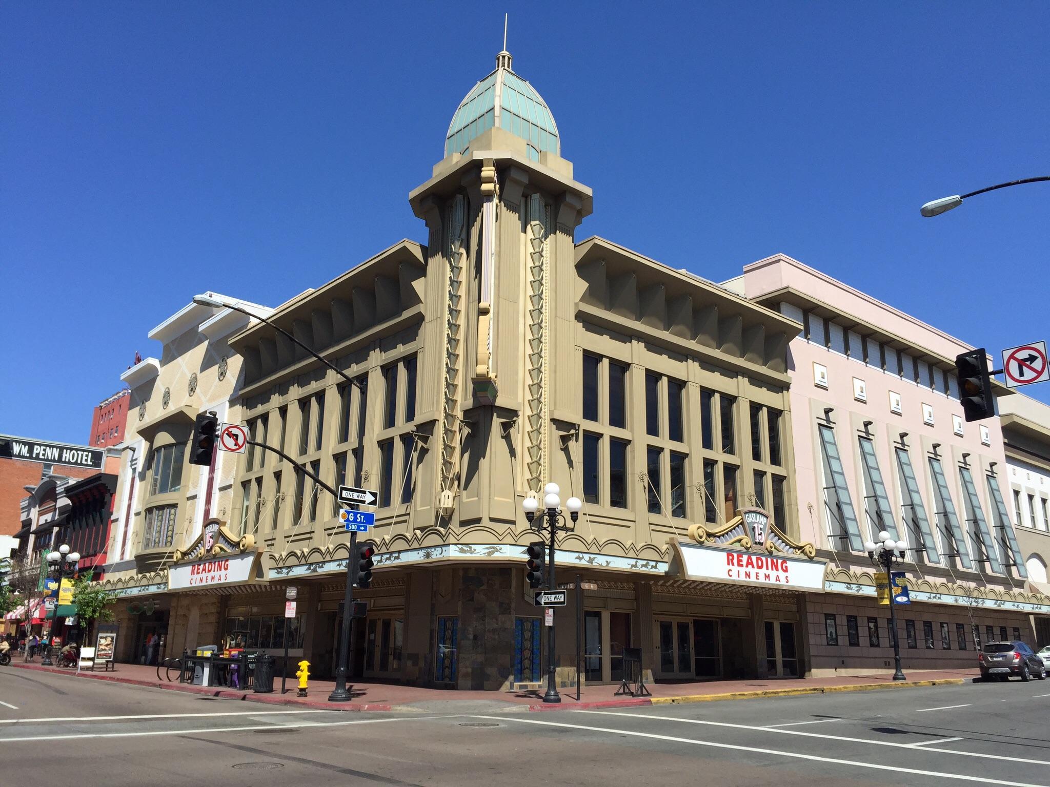 Reading Cinemas Gaslamp 15