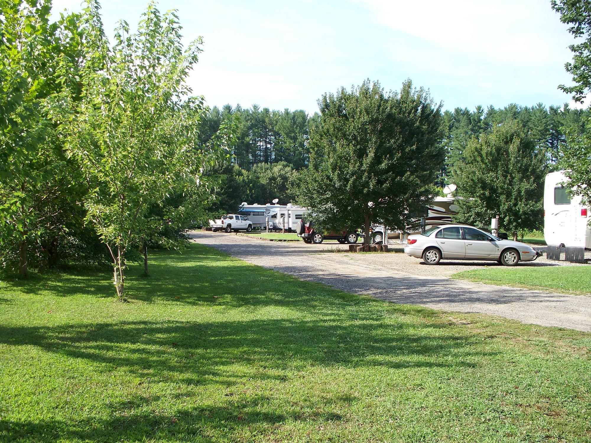 Riverhouse Acres Campground