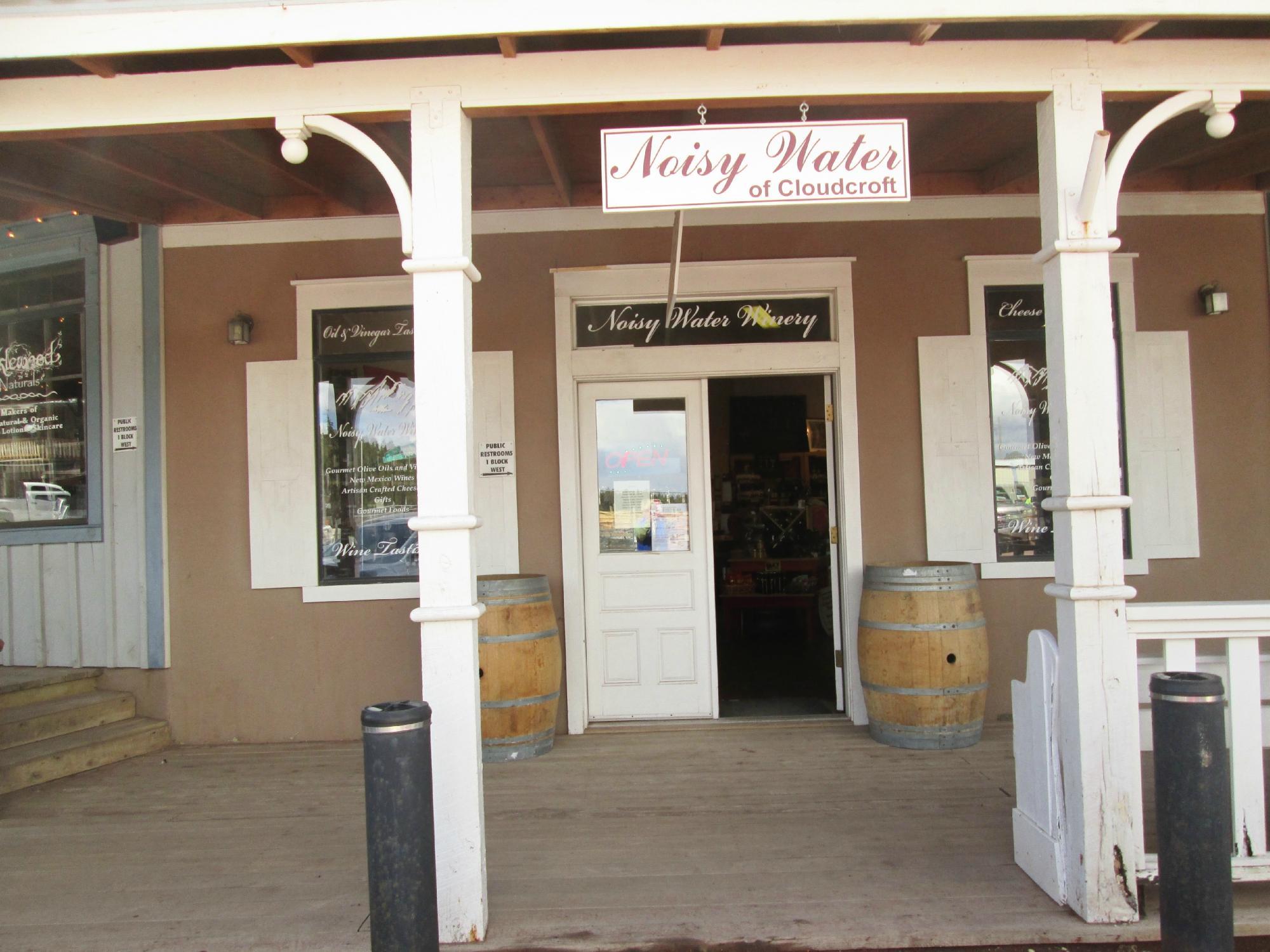 Noisy Water Winery