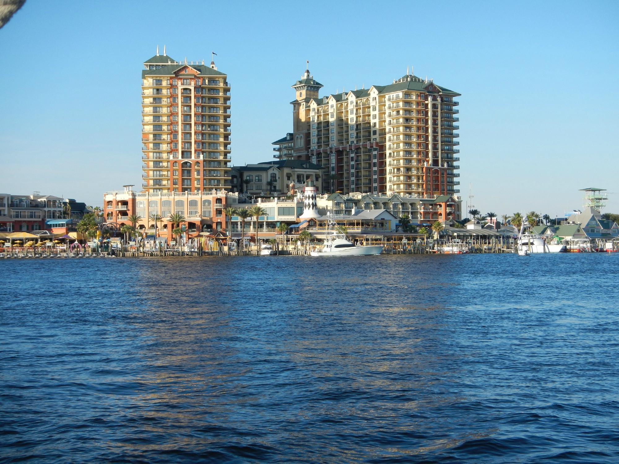 HarborWalk Marina