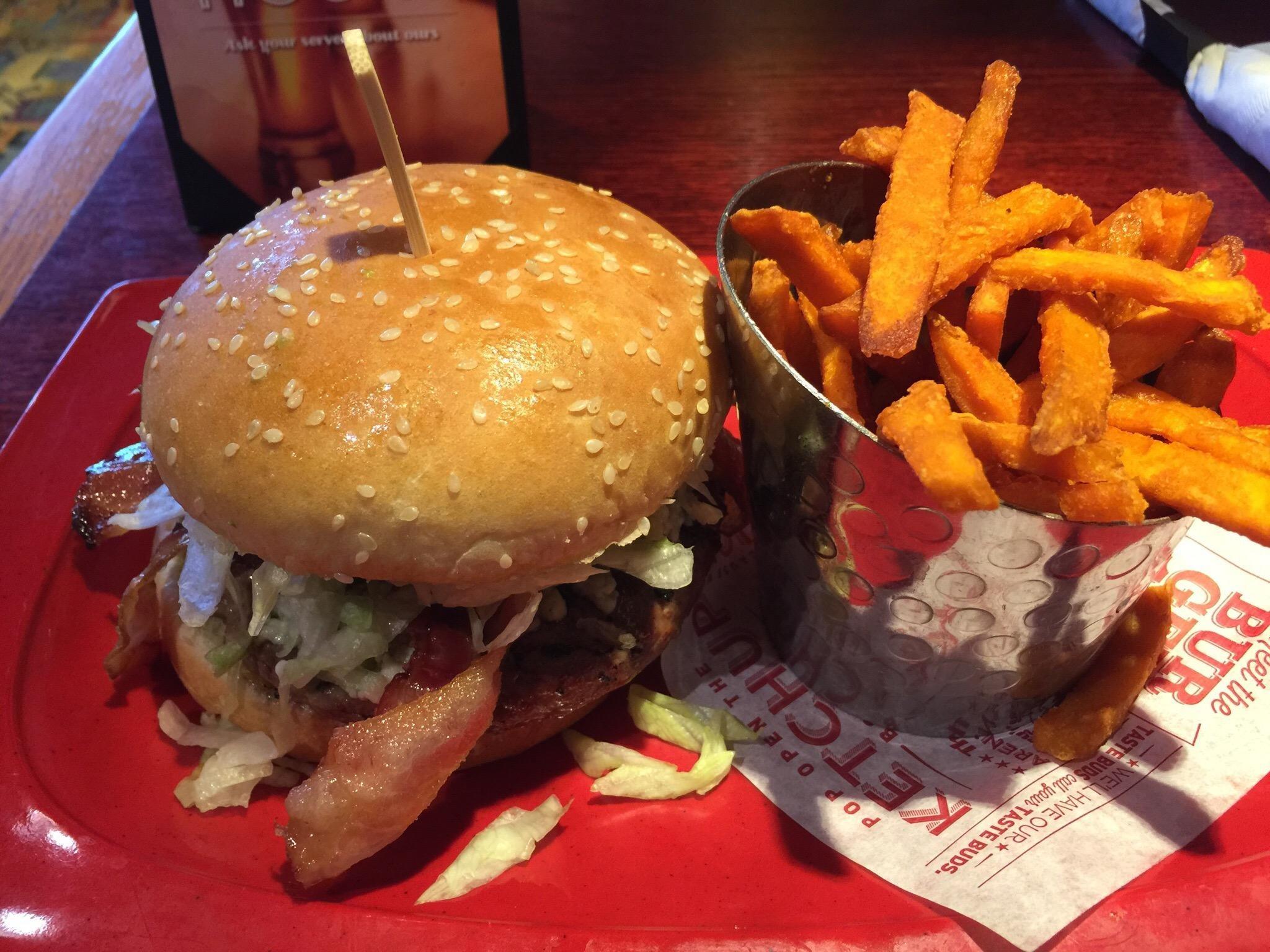 Red Robin Gourmet Burgers and Brews