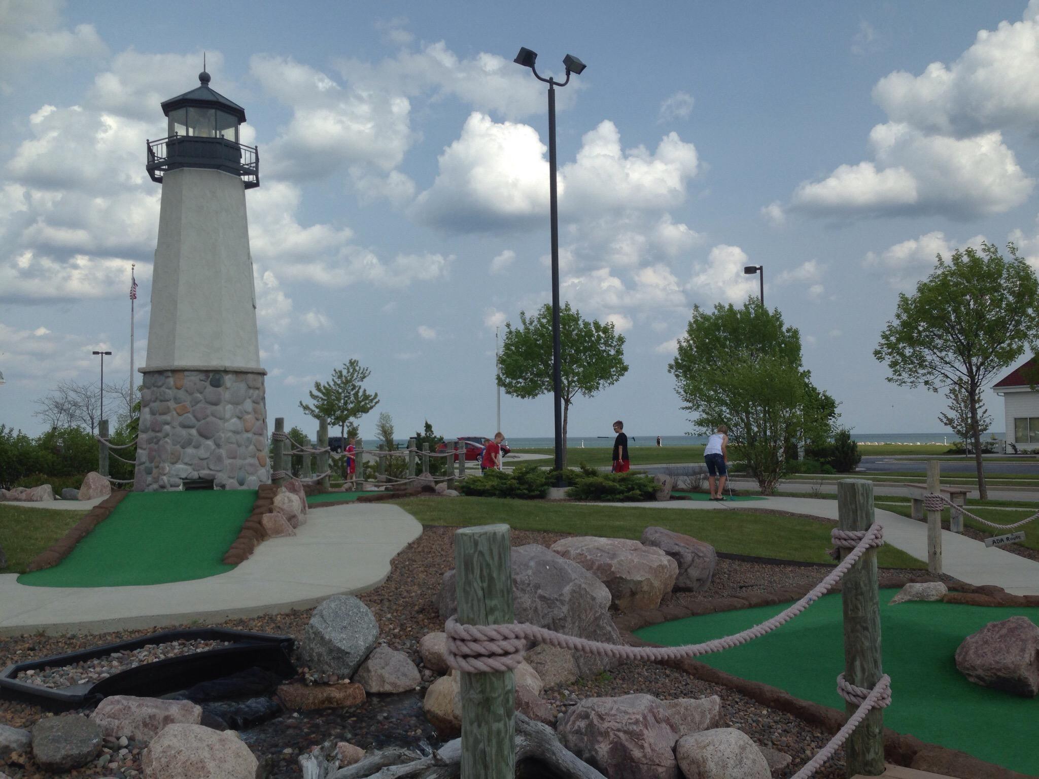 Harbor Pointe Miniature Golf