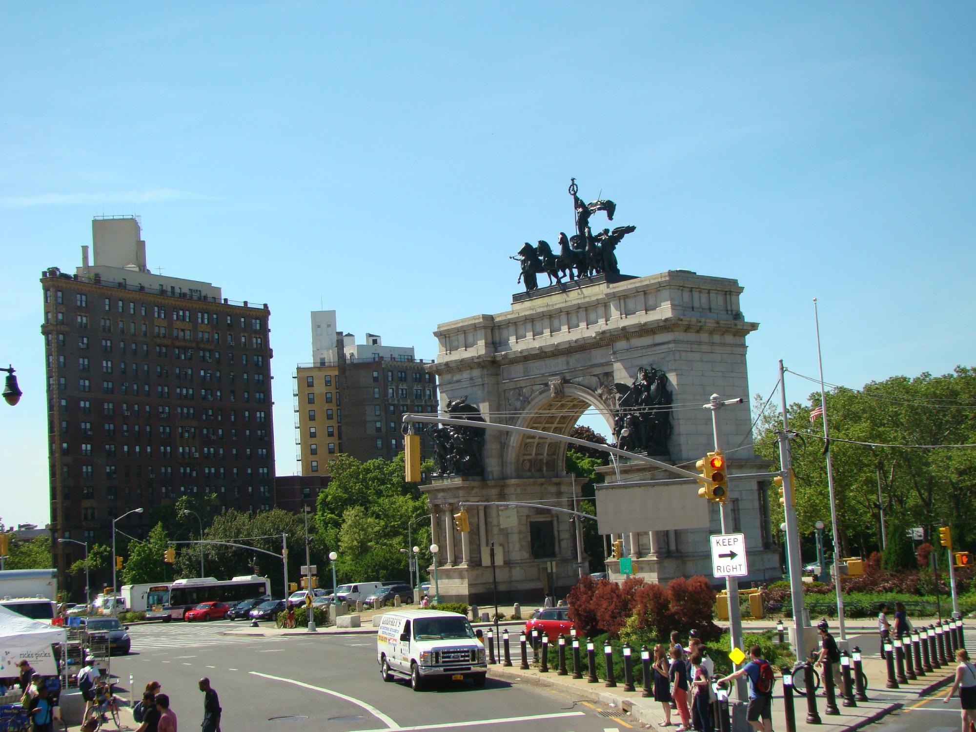 Soldiers' and Sailors' Memorial Arch