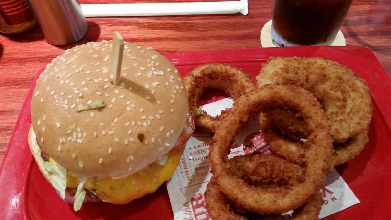 Red Robin Gourmet Burgers and Brews