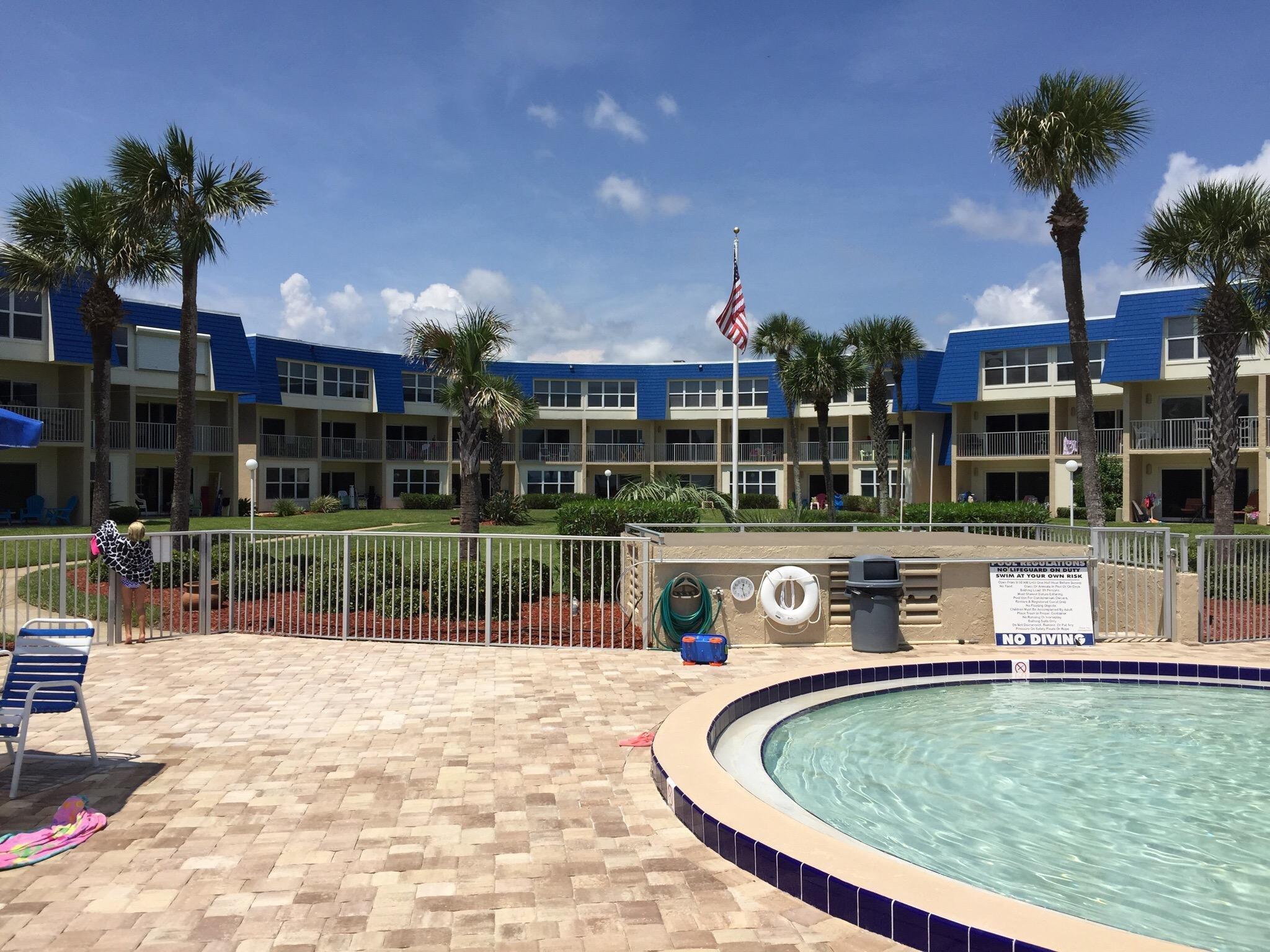 Crescent Sandpiper Condominiums