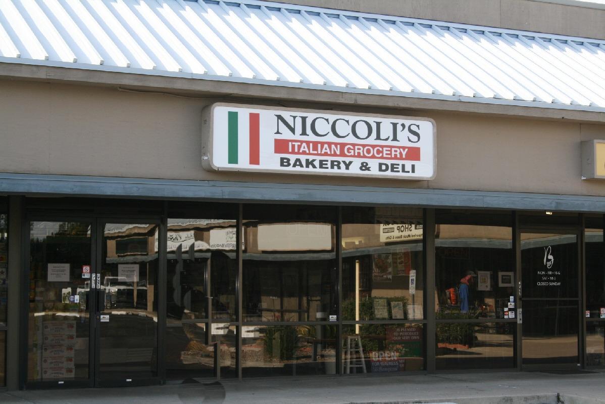 Niccoli's Italian Grocery & Deli