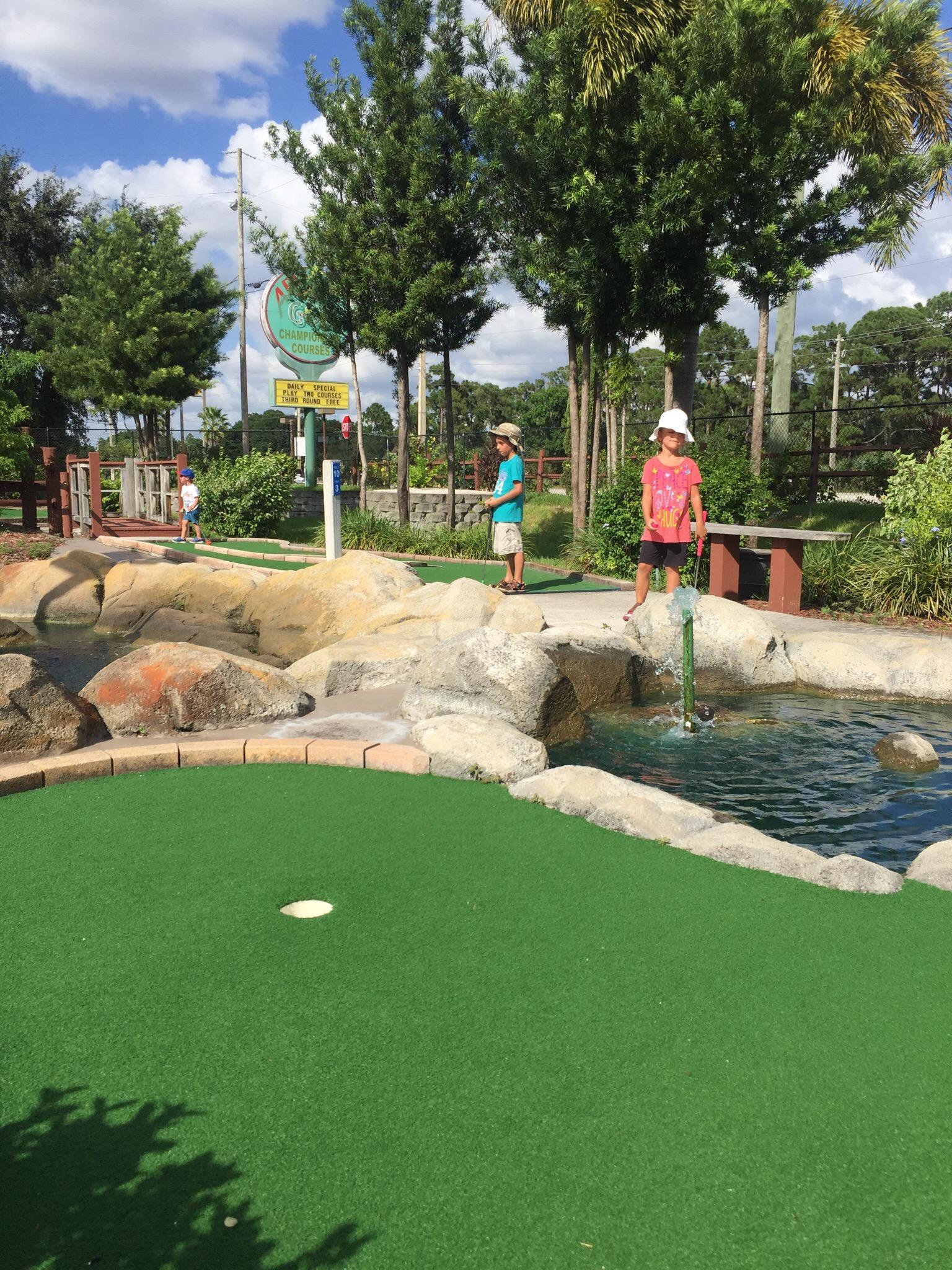 Adventure Mini Golf