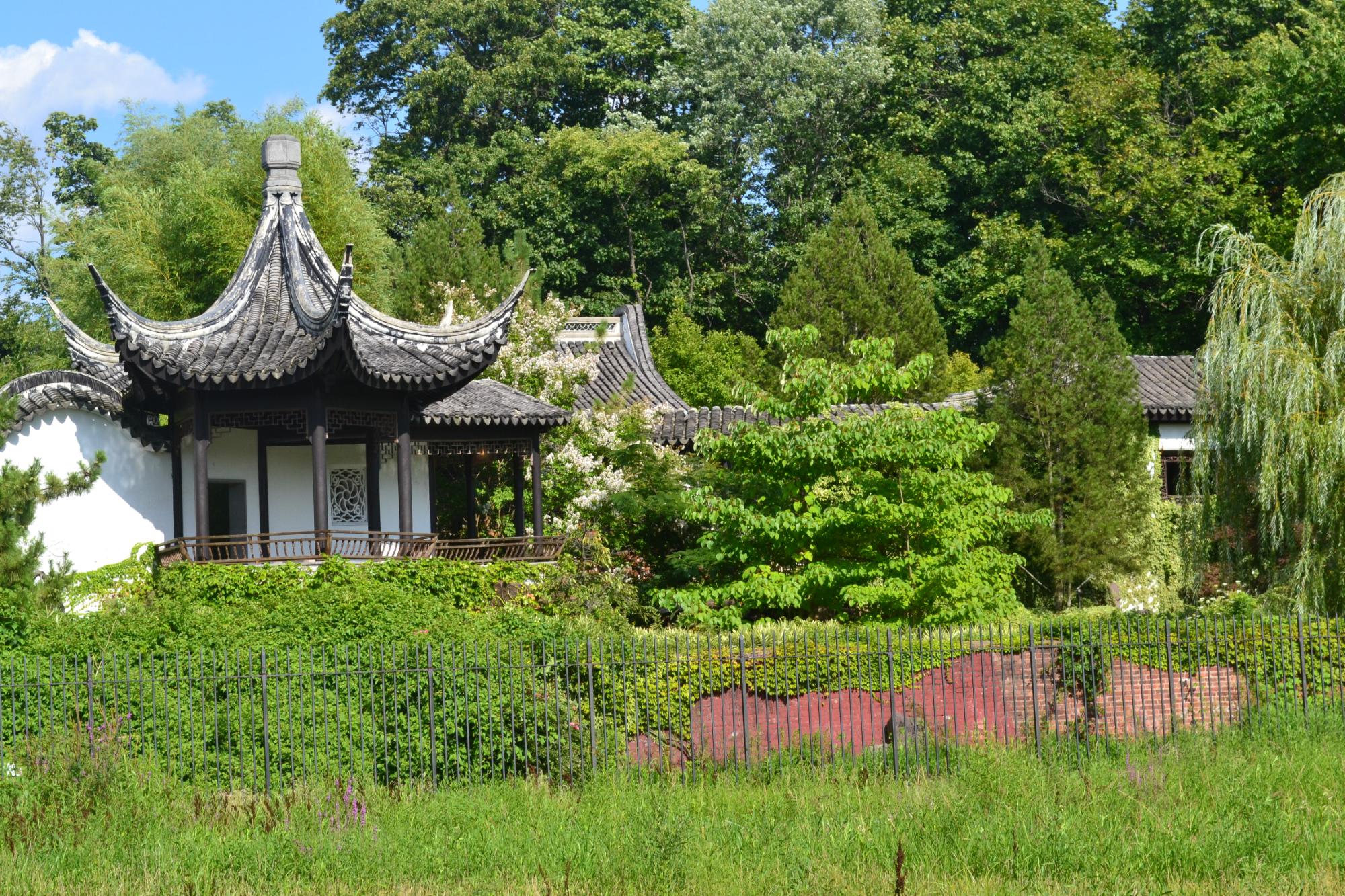 Snug Harbor Cultural Center