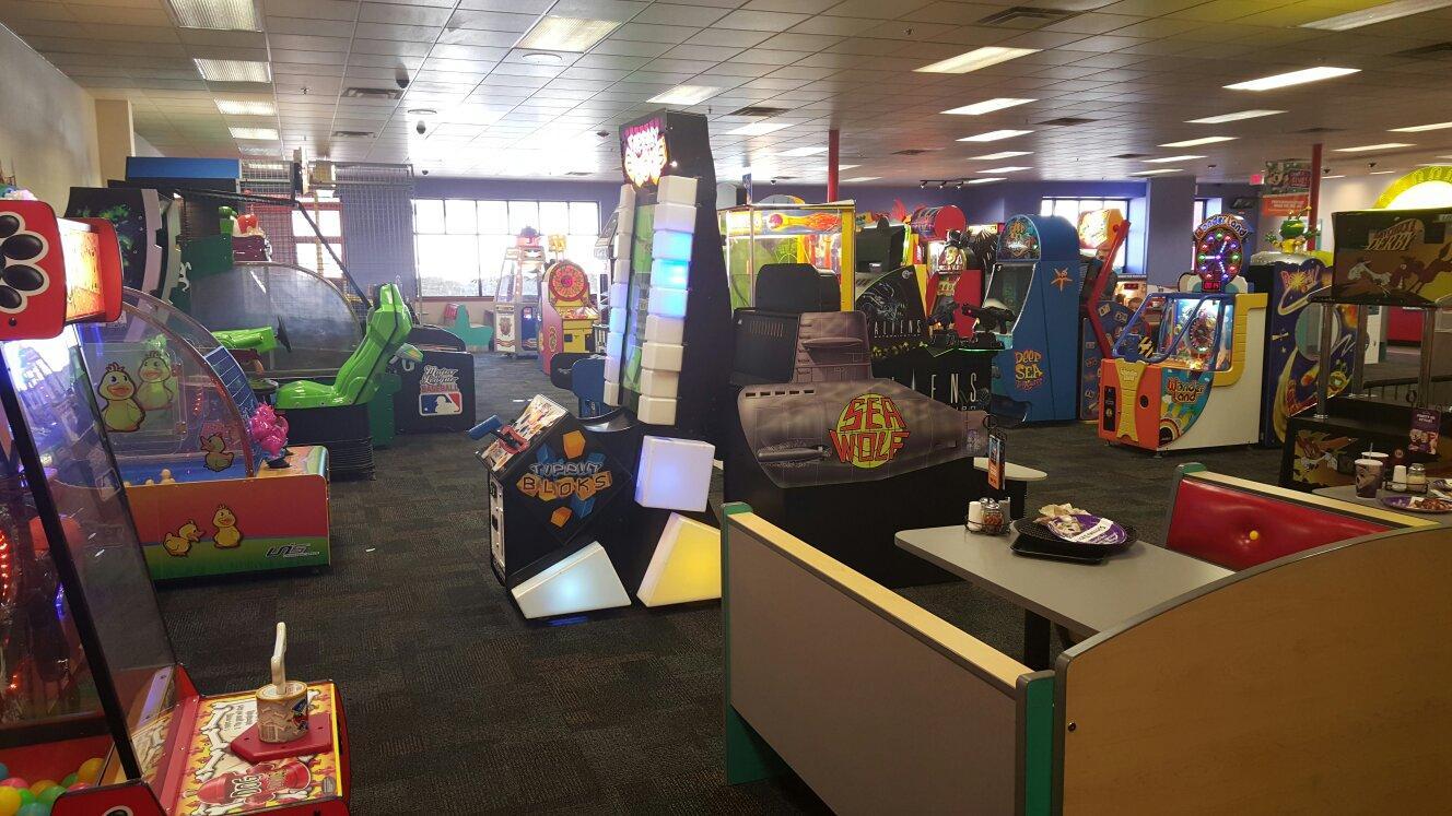 Chuck E Cheese's