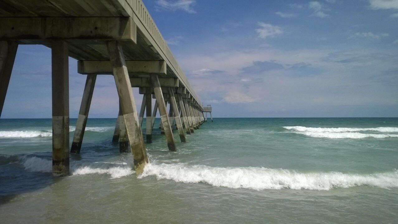 Johnnie Mercers Fishing Pier