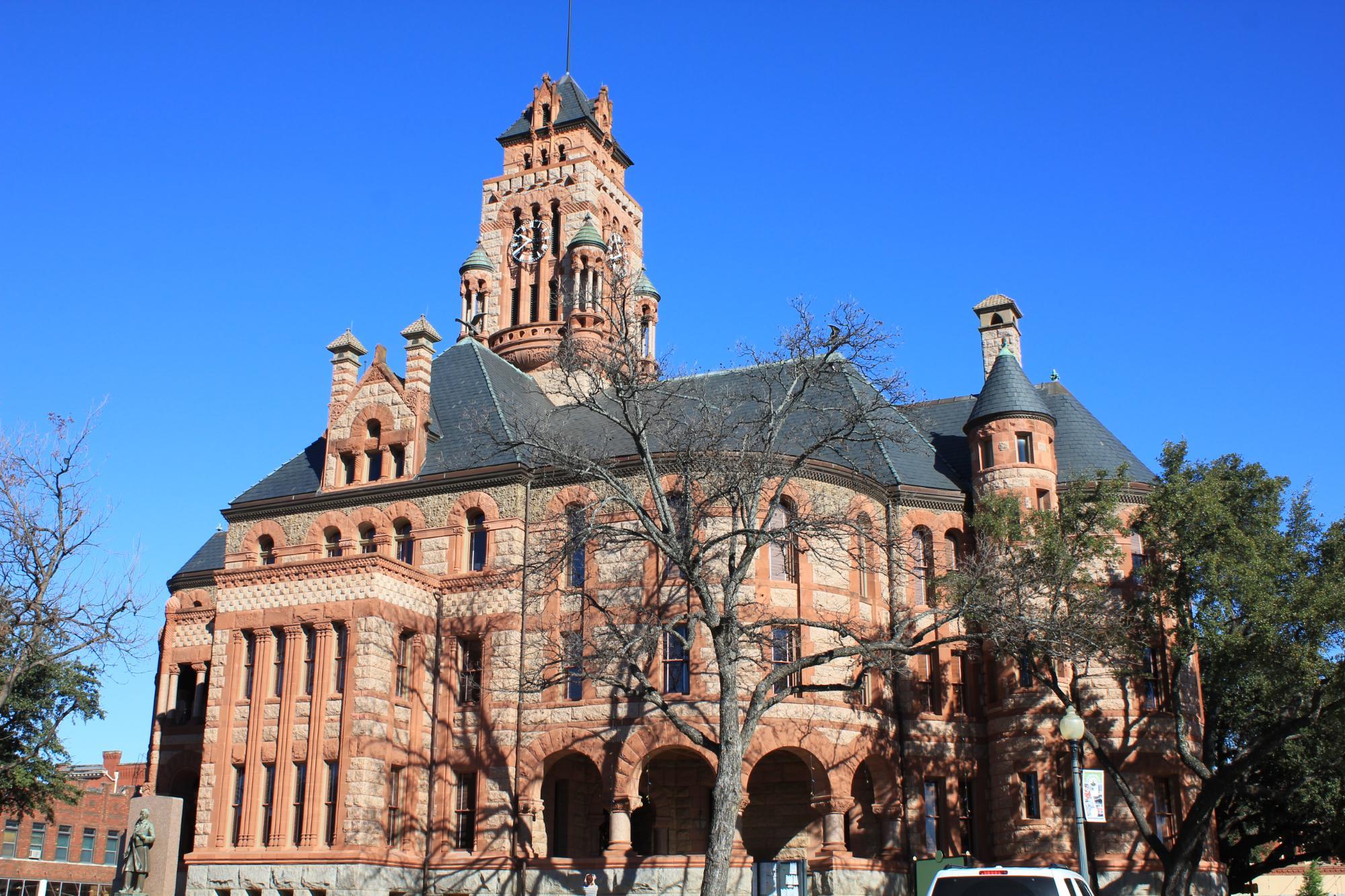 Ellis County Courthouse